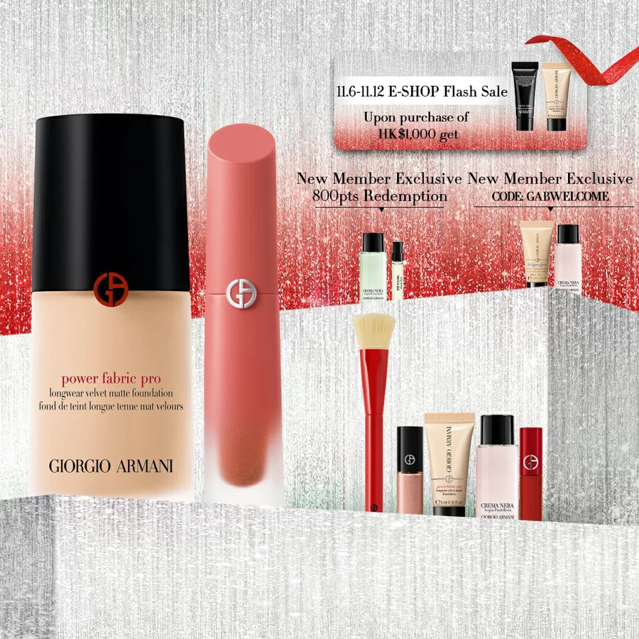 base de maquillaje líquida y set de maquillaje facial